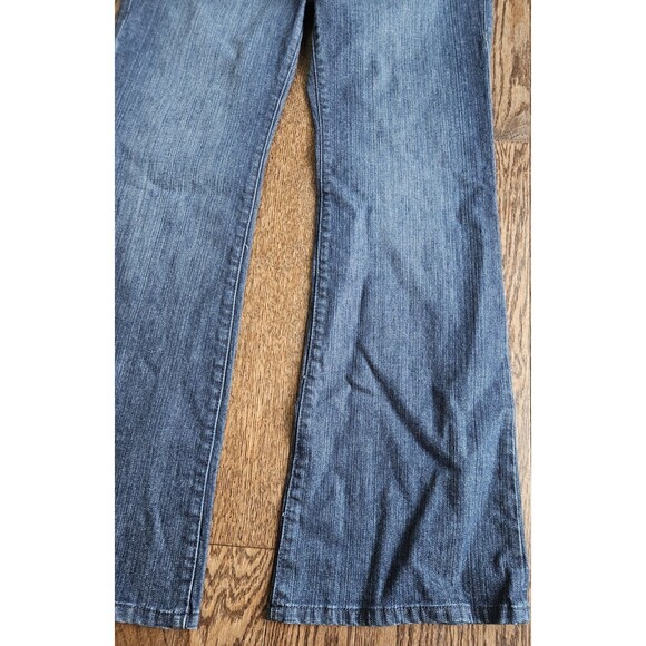 NWT CAbi Dark Wash Blue Denim Flare Leg Style# 511R Jeans Women's 10 - Picture 3 of 14